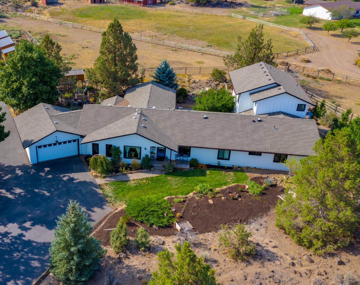 61667 Somerset Drive - Photo 1