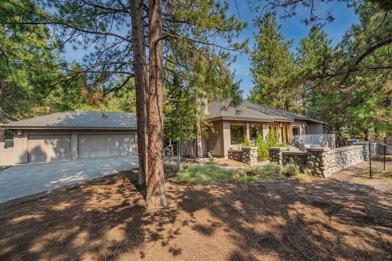1810 Glassow Drive - Photo 1