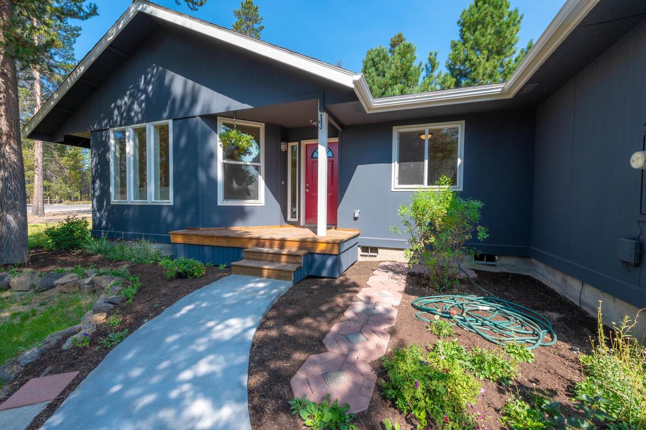 519 Fort Jack Pine Drive - Photo 1