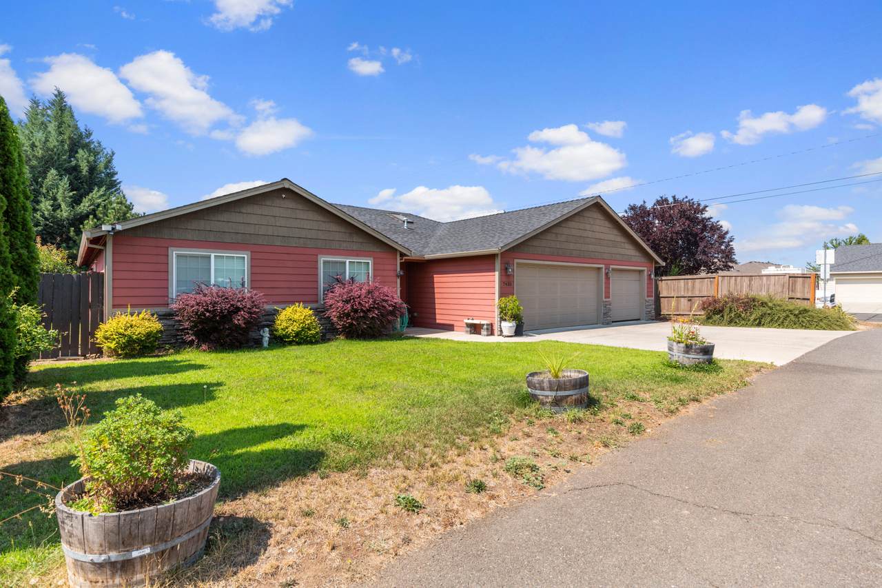 7435 Jerae Place - Photo 1