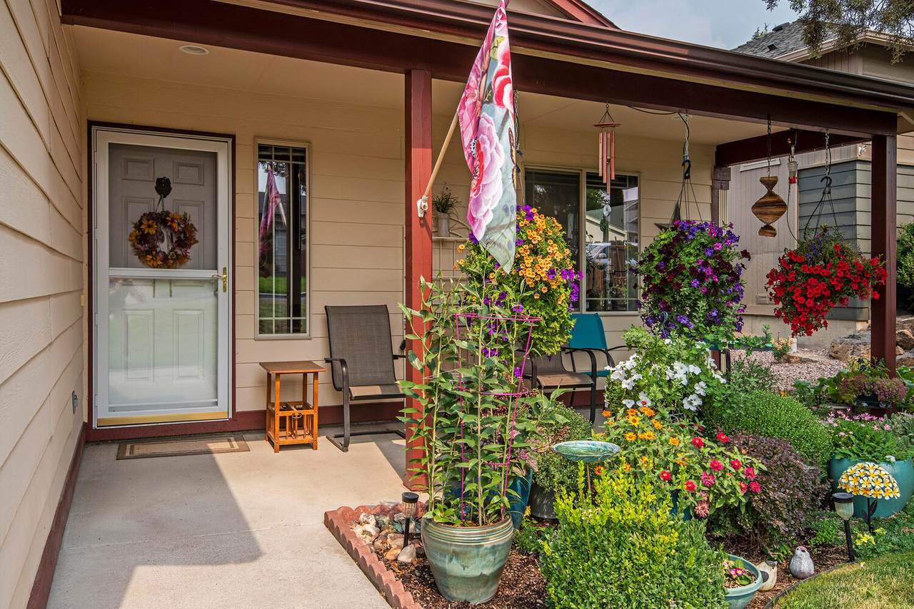 729 Quince Avenue - Photo 1