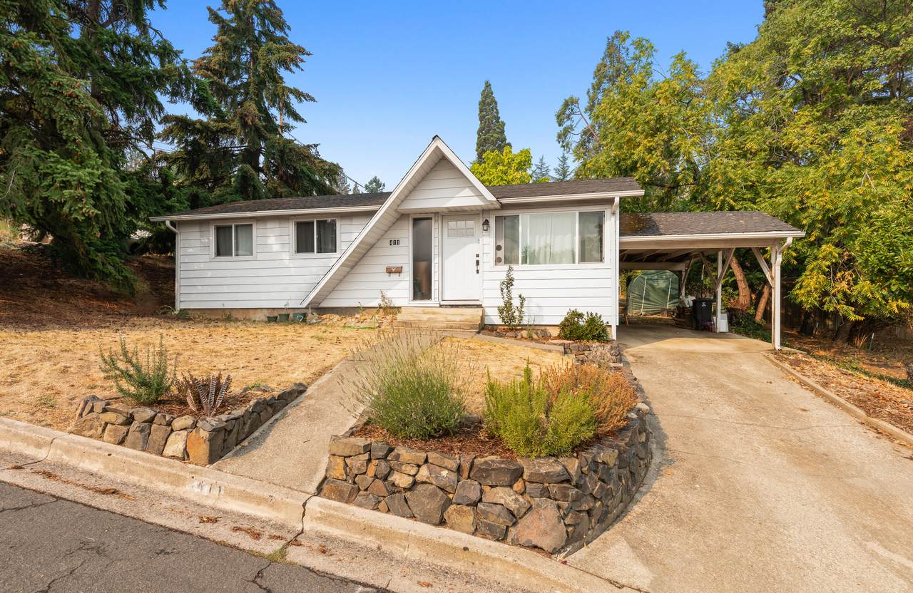 411 Harrison Street - Photo 1