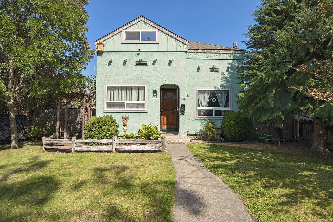 708 Burgess Street - Photo 1