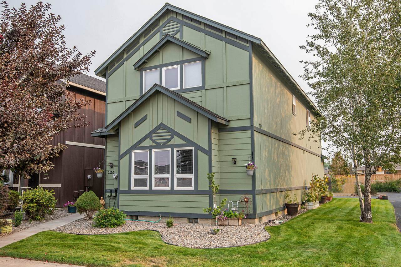 2420 Dogwood Avenue - Photo 1