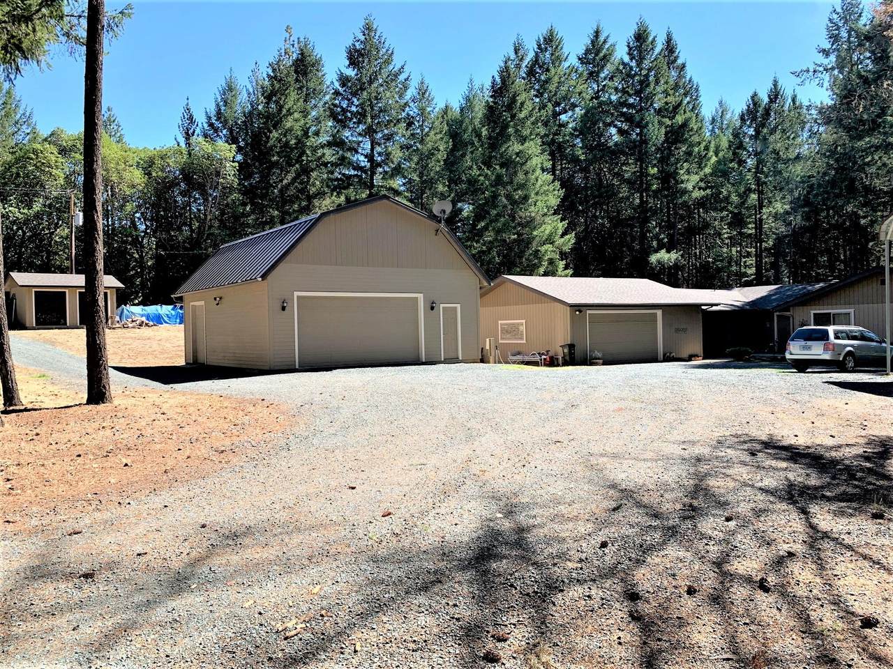 2793 Pleasant Creek Road - Photo 1