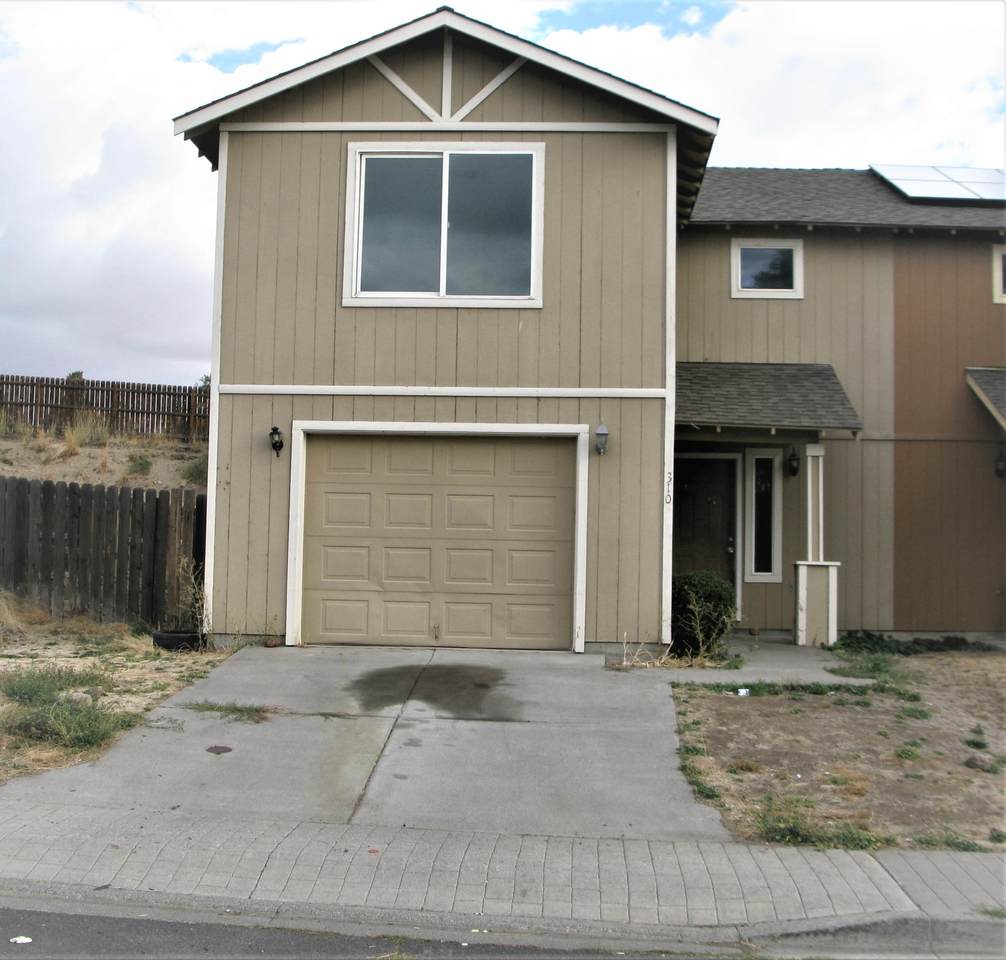310 Carmen Way - Photo 1