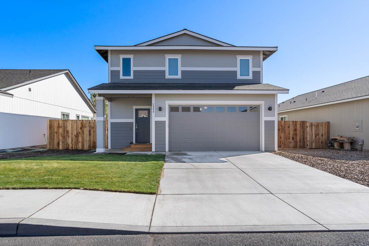 2534 Colleen Road - Photo 1