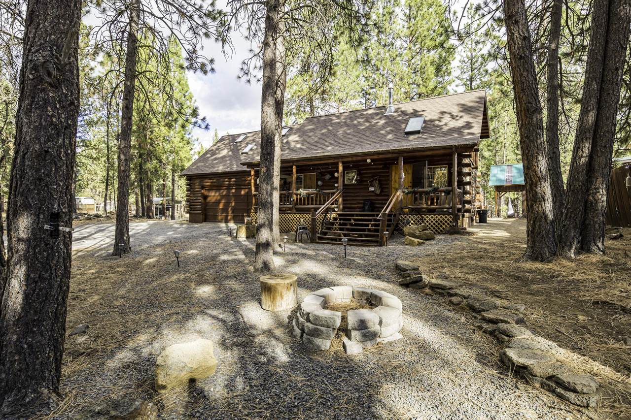 60264 Tumalo Circle - Photo 1