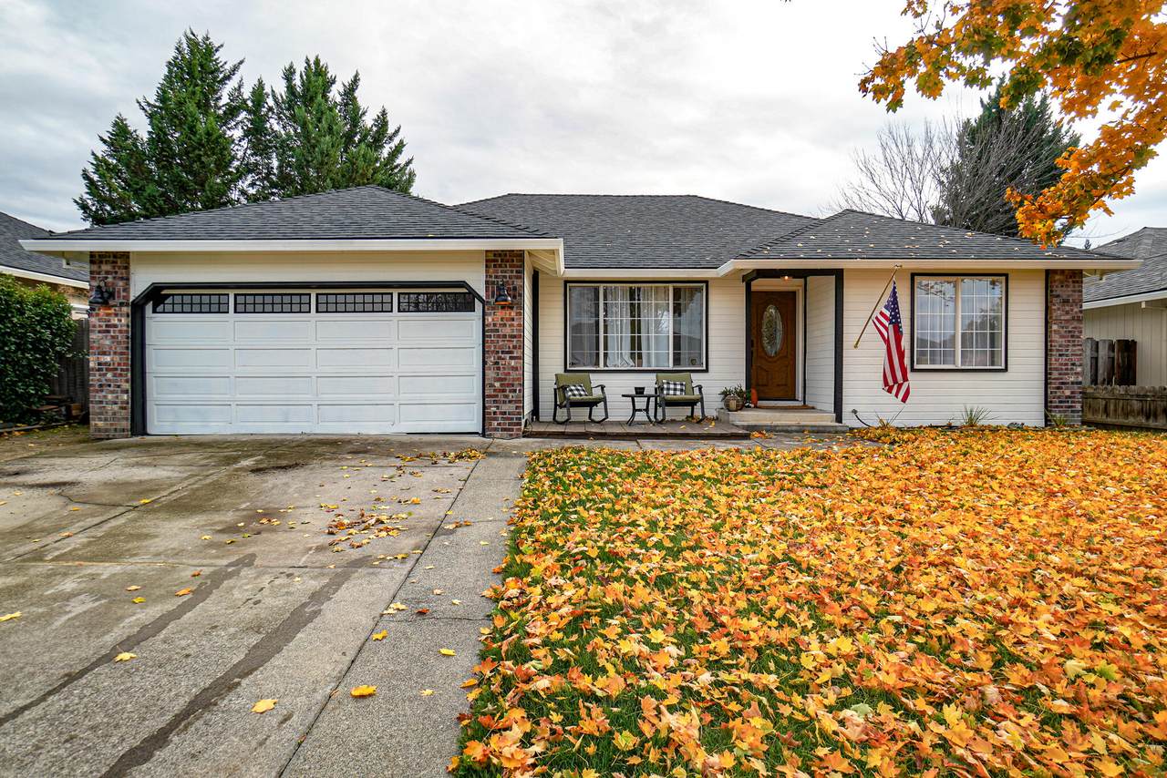 255 Peebler Way - Photo 1