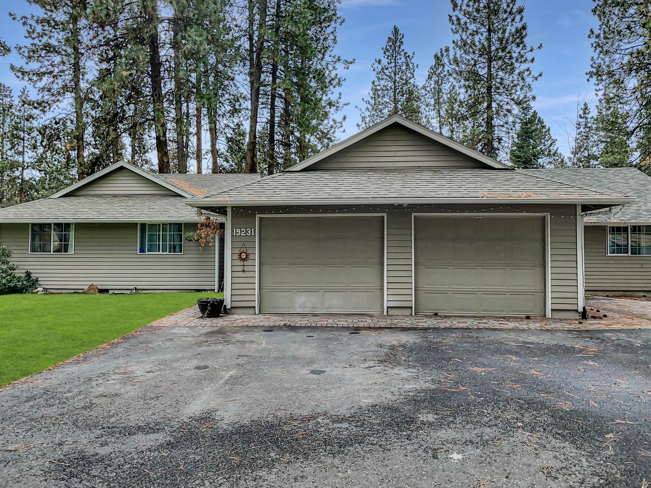 19231 Apache Road - Photo 1