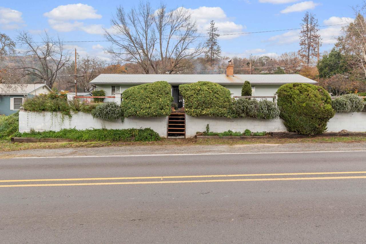227 4th Avenue - Photo 1