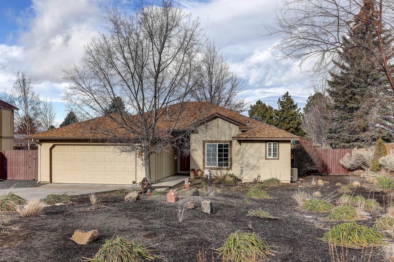 3040 Fairmont Court - Photo 1