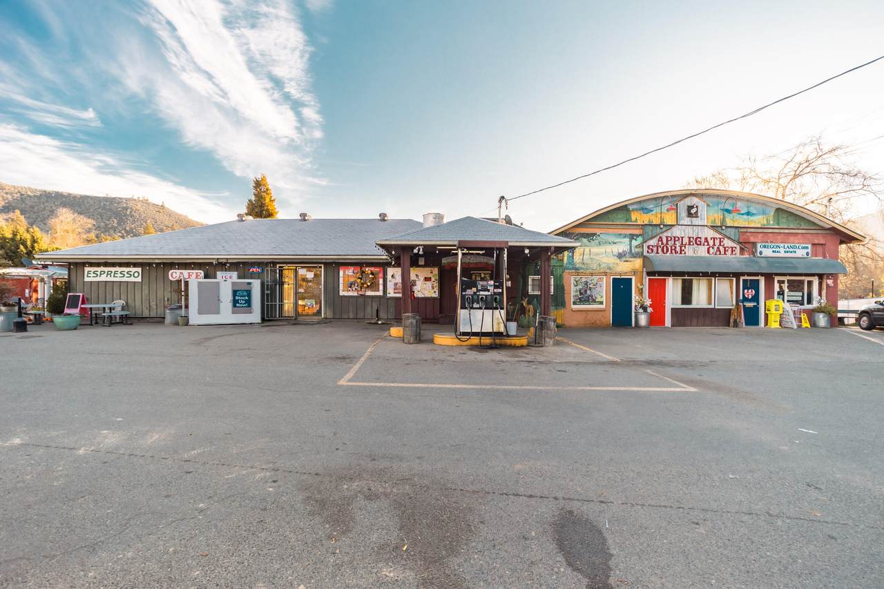15095 Highway 238 - Photo 1