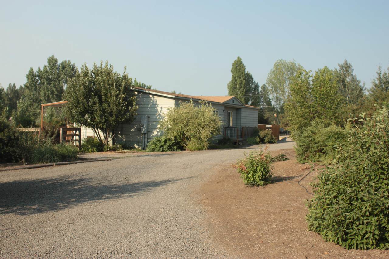 1956 Blue Pool Way - Photo 1