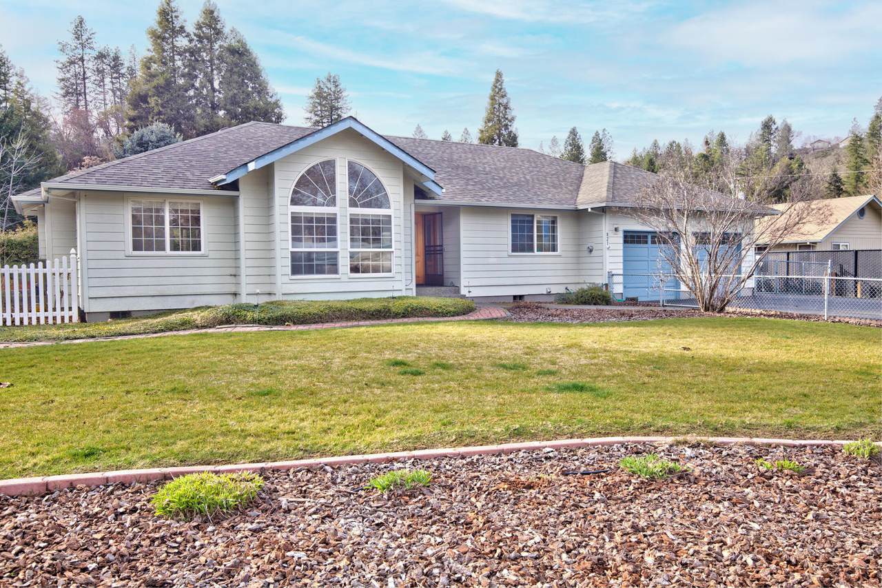 821 Bailey Drive - Photo 1