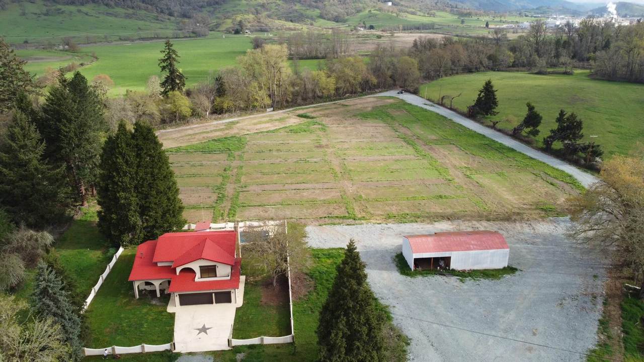 2305 Glenbrook Road - Photo 1