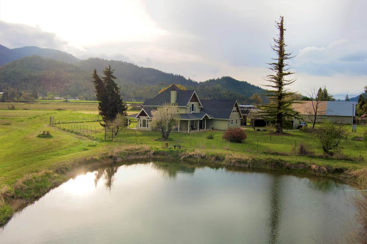 13110 Williams Highway - Photo 1