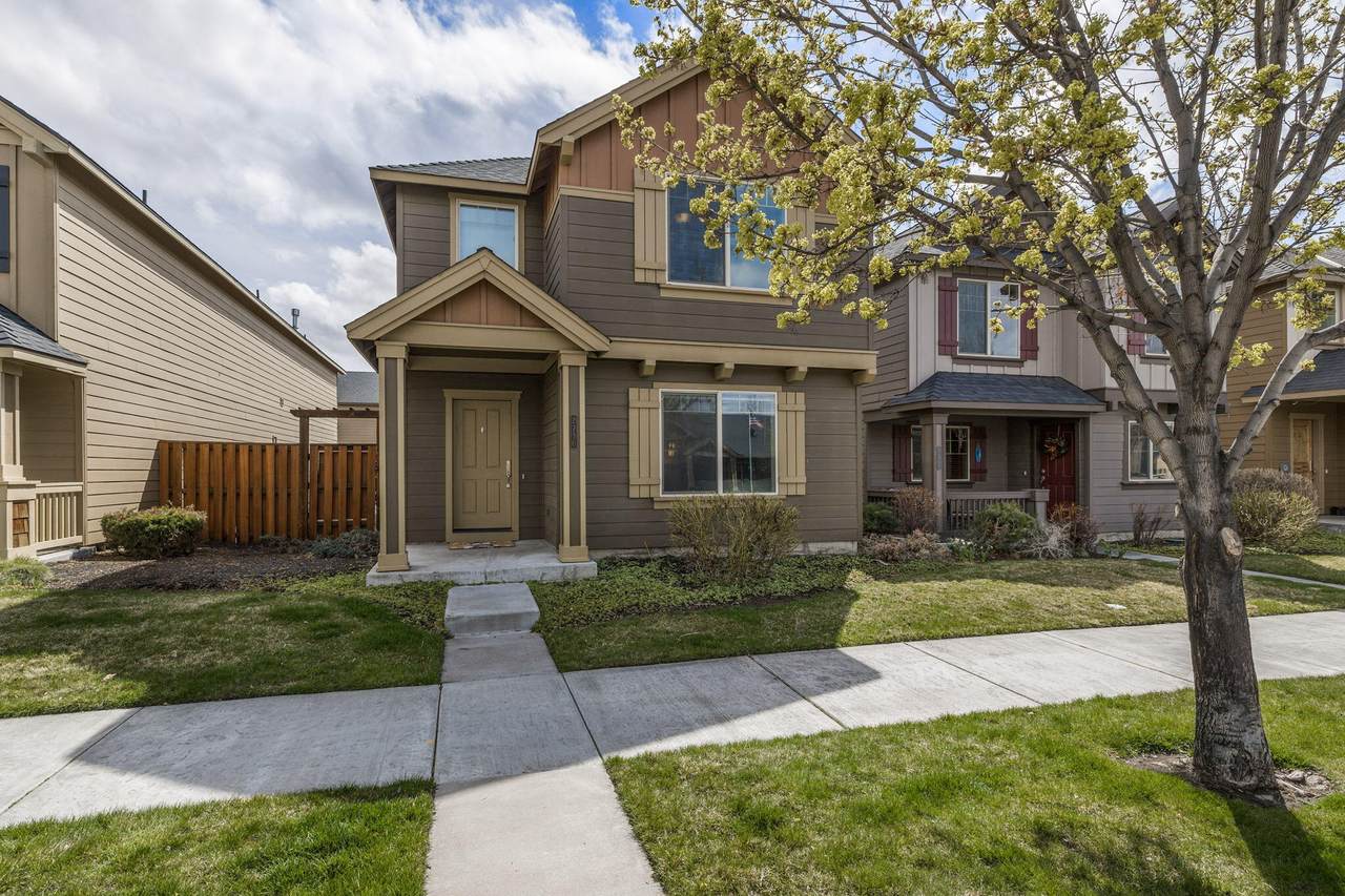 2730 Elm Avenue - Photo 1