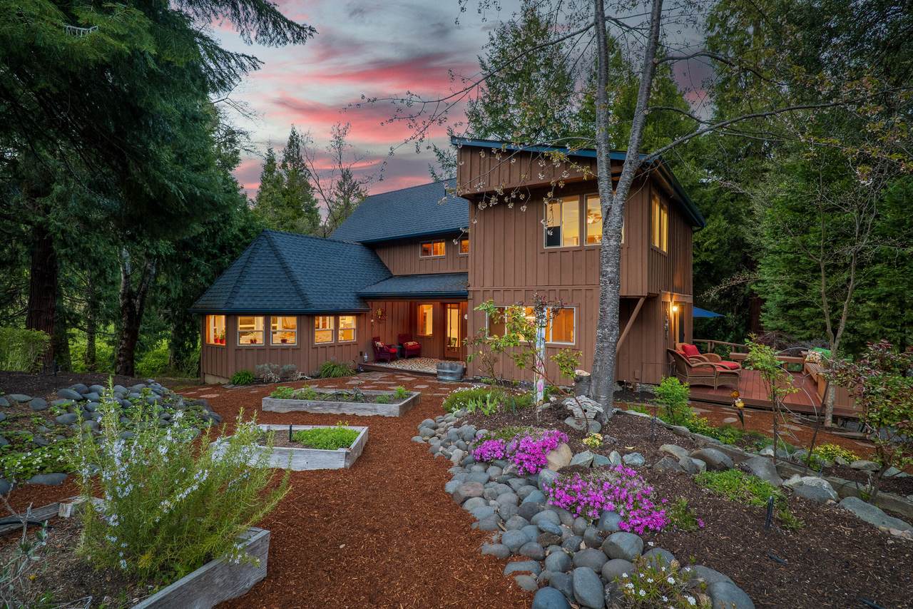 9530 Thompson Creek Road - Photo 1