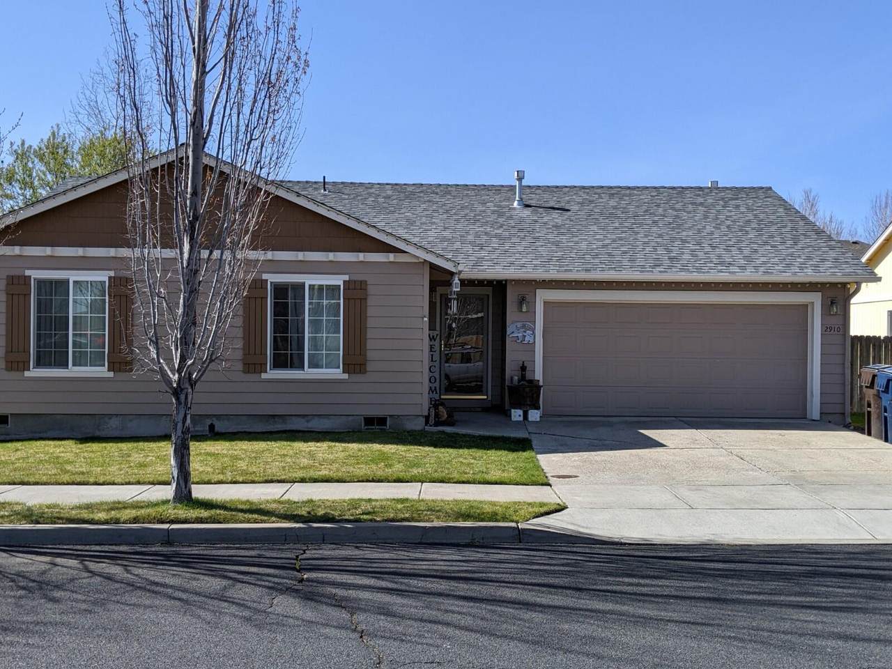 2910 Deschutes Avenue - Photo 1