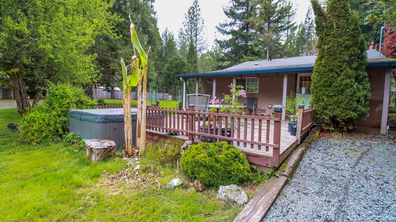 8852 West Evans Creek Road - Photo 1