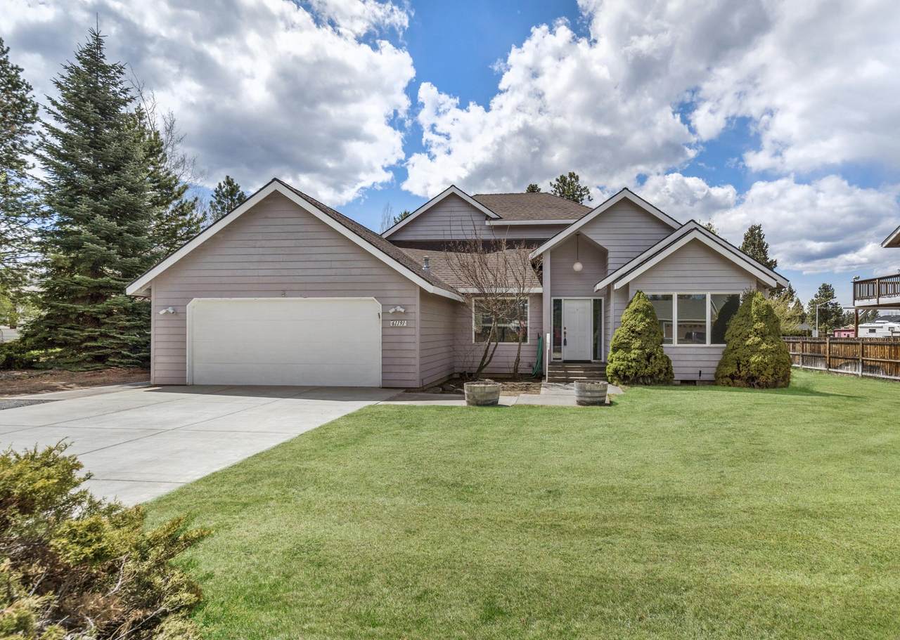 61191 Cottonwood Drive - Photo 1