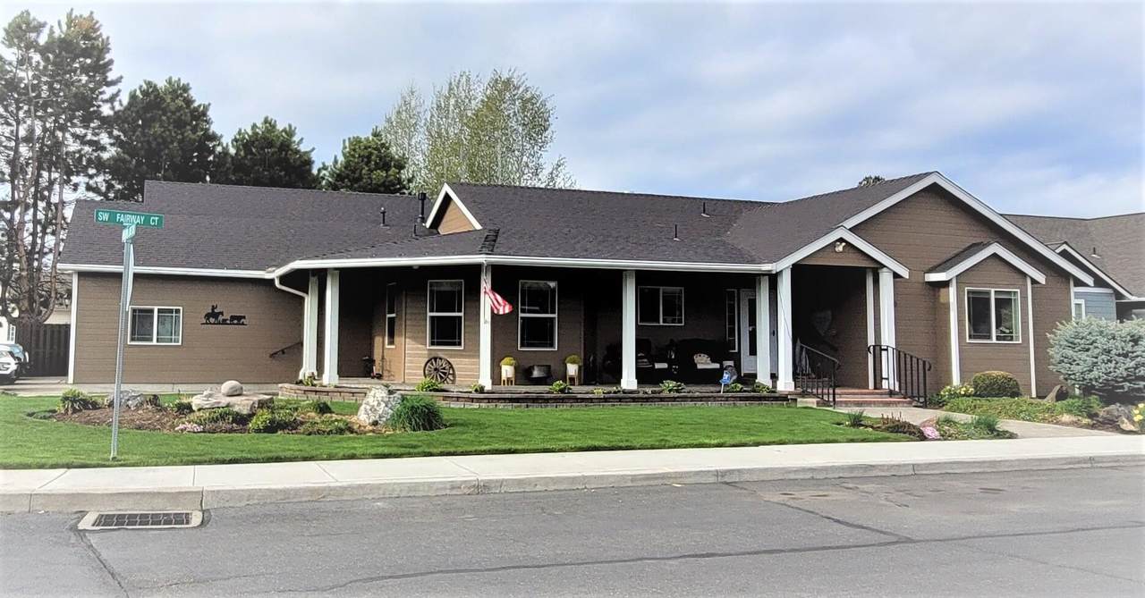 230 Meadow Lake Drive - Photo 1