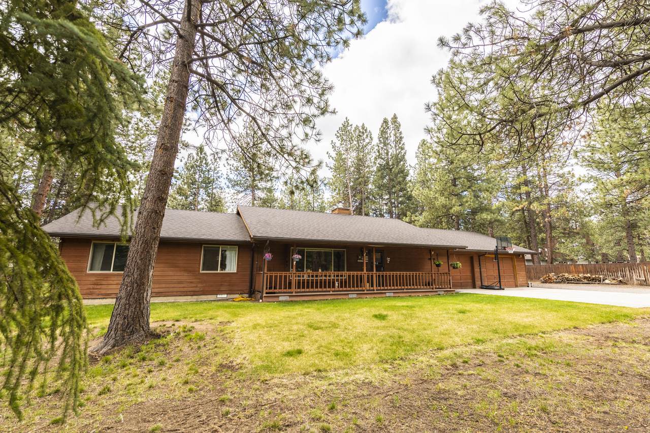 19425 River Woods Drive - Photo 1