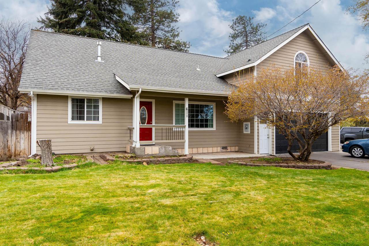611 Innes Lane - Photo 1