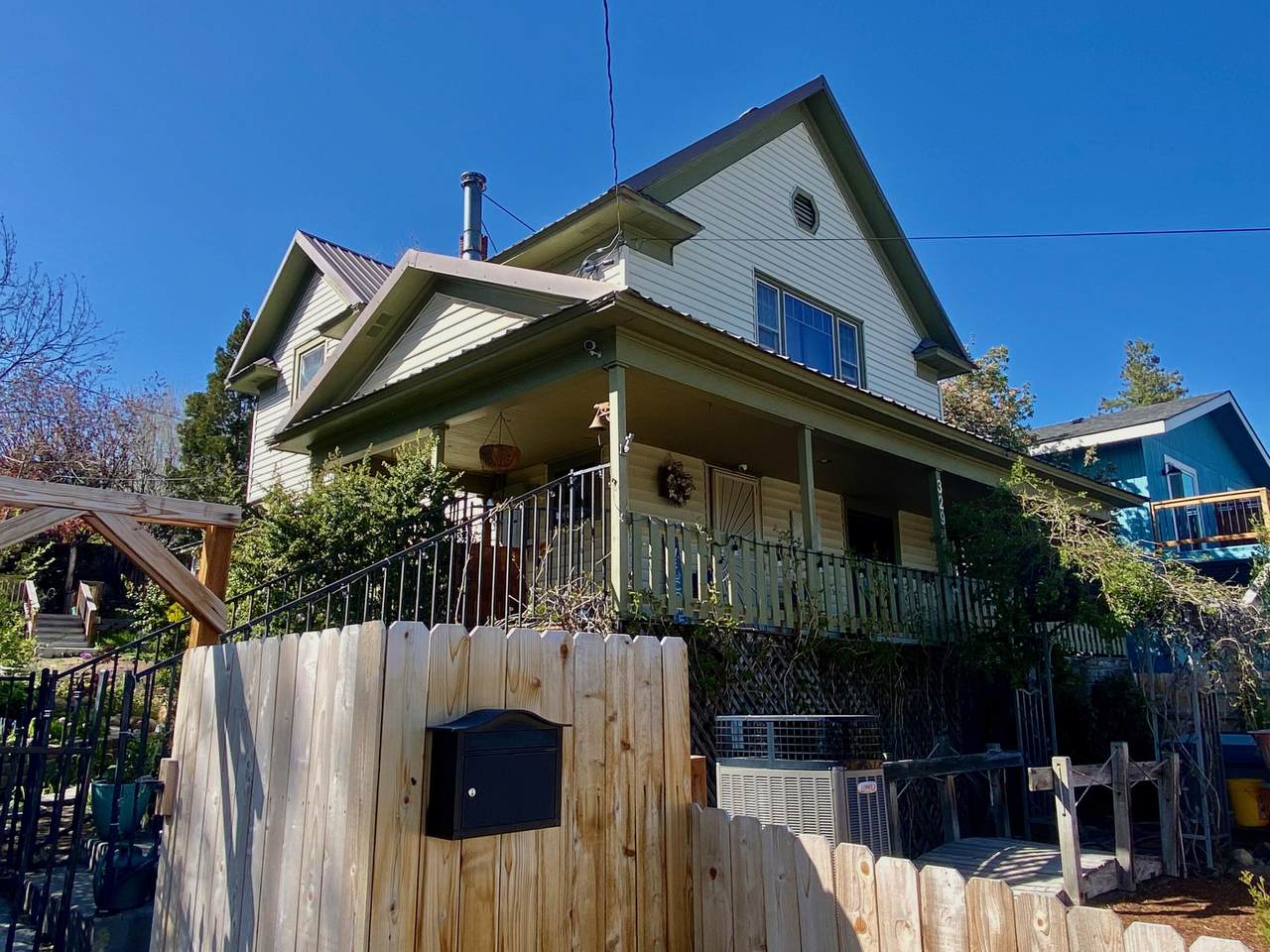 329 Washington Street - Photo 1