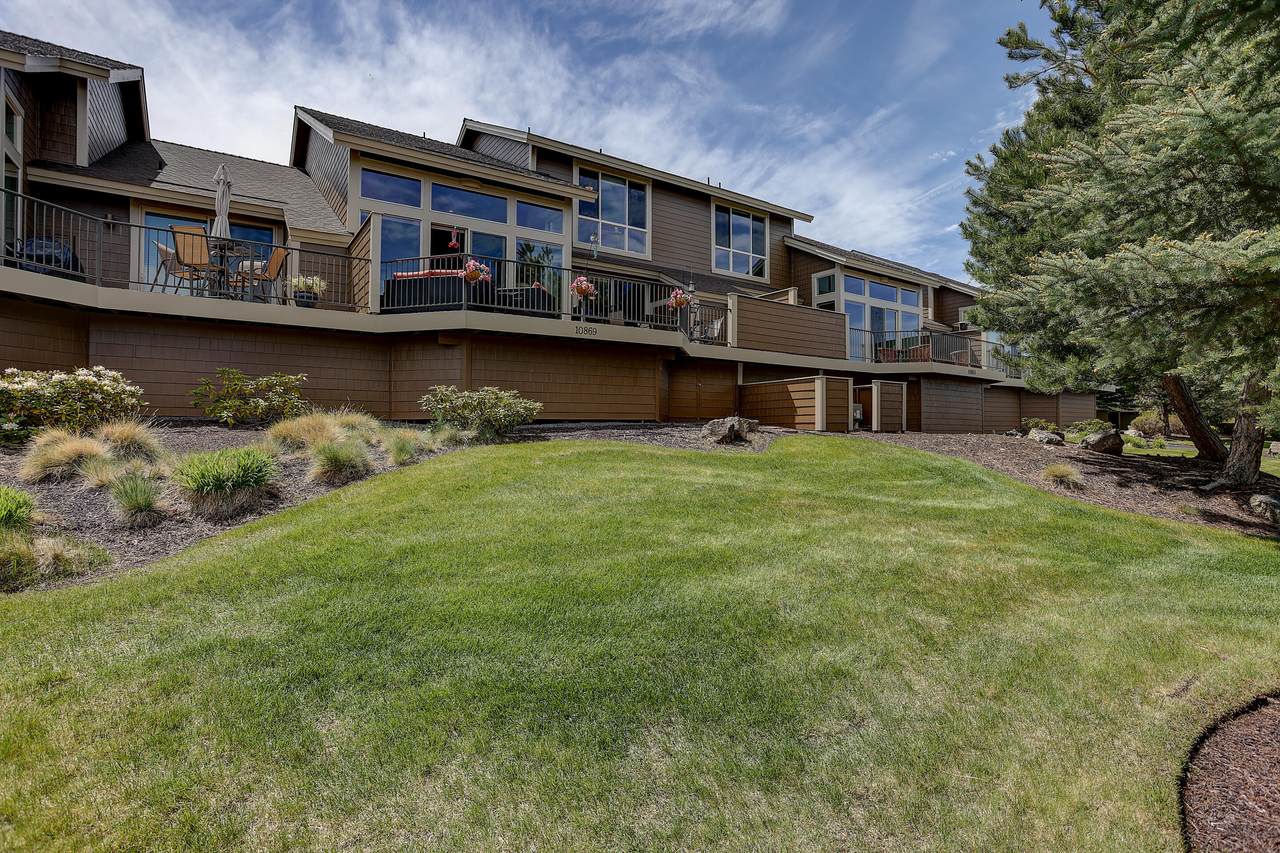 10869 Village Loop - Photo 1