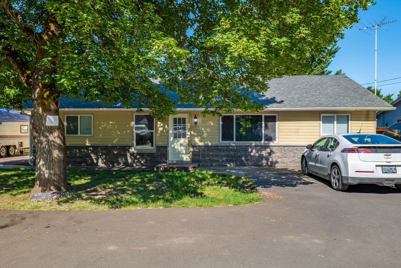 1332 Vista Drive - Photo 1