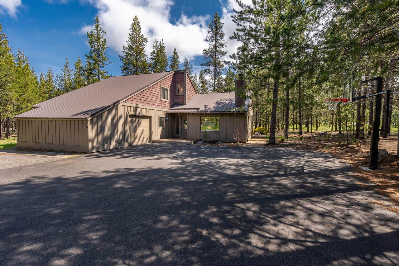 17724 Wickiup Lane - Photo 1