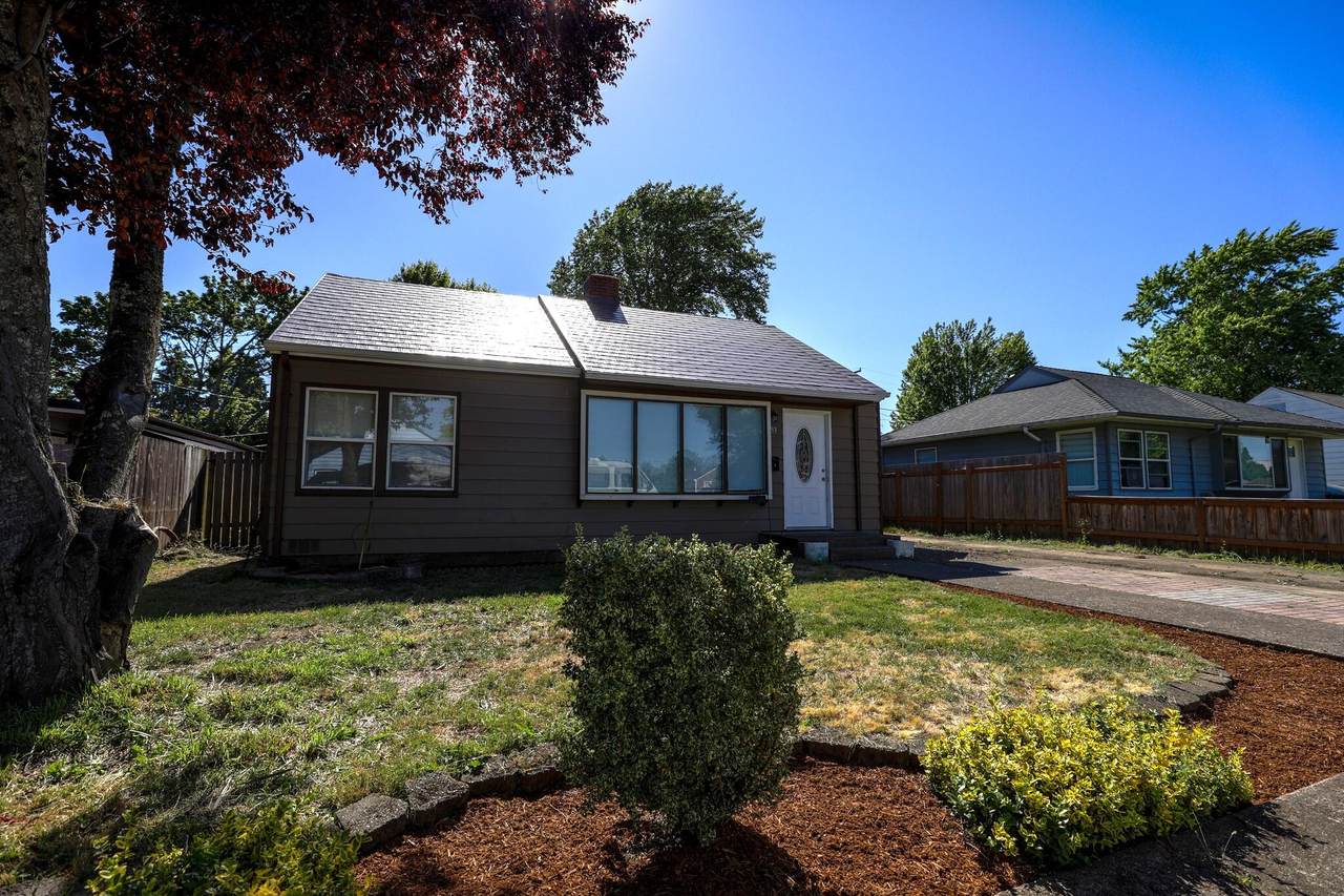 1533 Park Drive - Photo 1