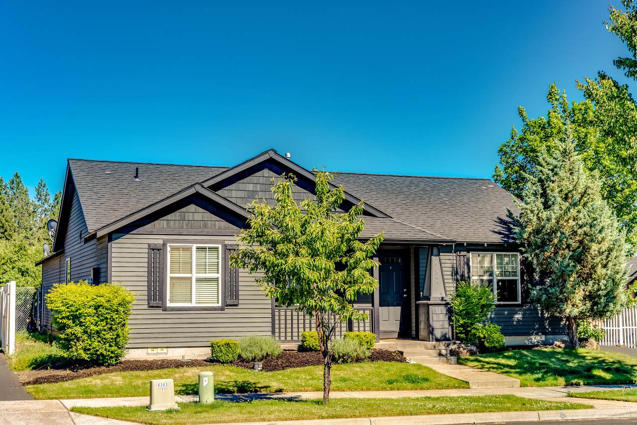 61364 Woodbury Lane - Photo 1