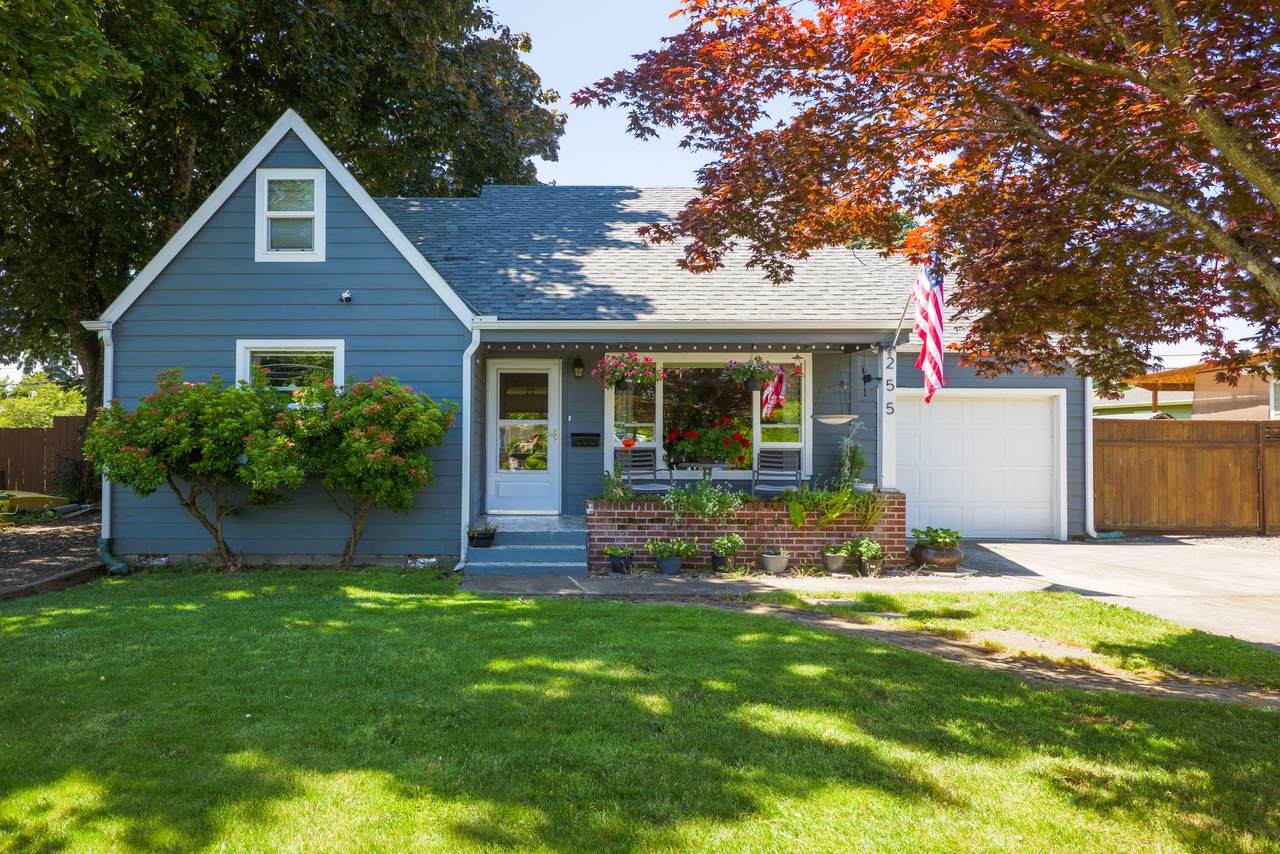 255 106th Avenue - Photo 1