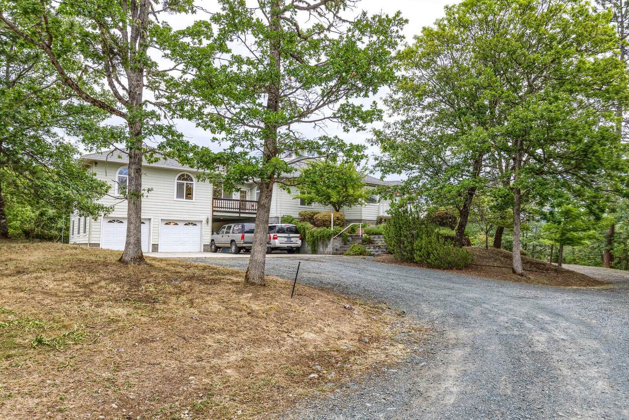 103 Eden Drive - Photo 1