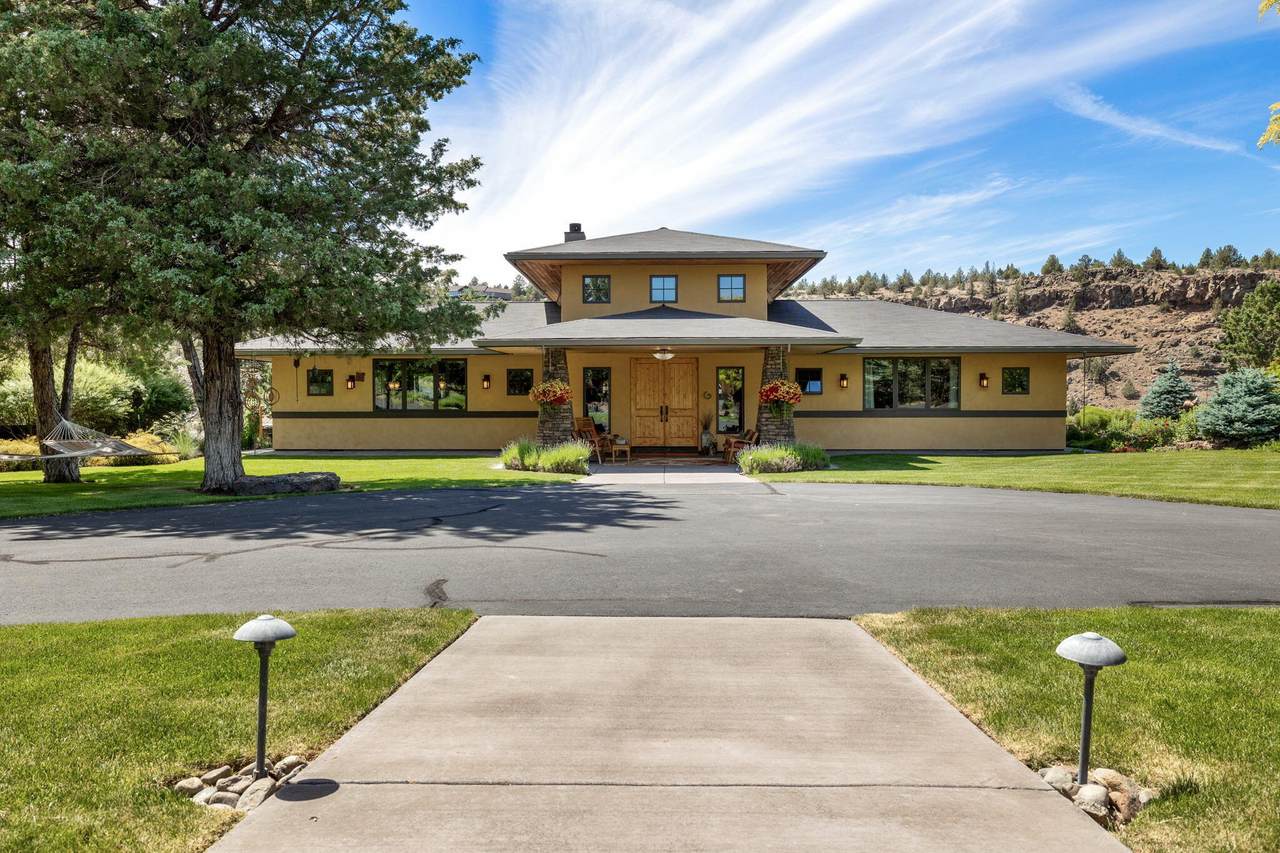 8080 Grubstake Way - Photo 1