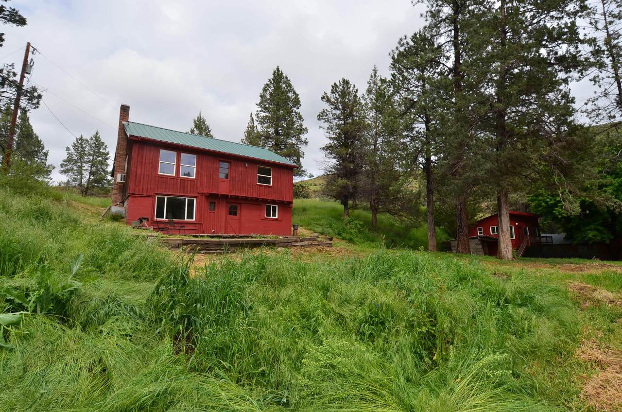 23400 Hwy 395 North - Photo 1