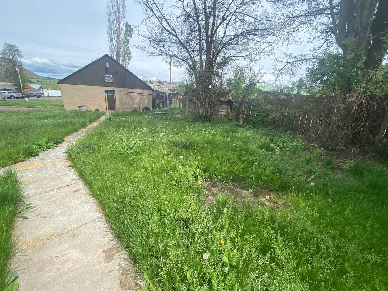 808 Main Street - Photo 1