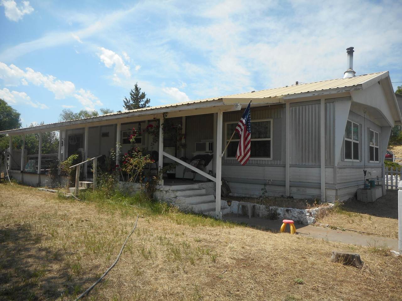 215 Buff Street - Photo 1