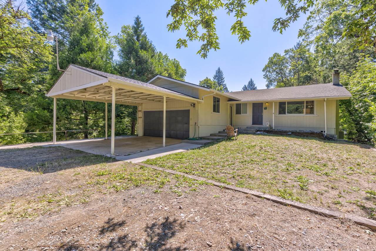 268 Pickett Creek Road - Photo 1