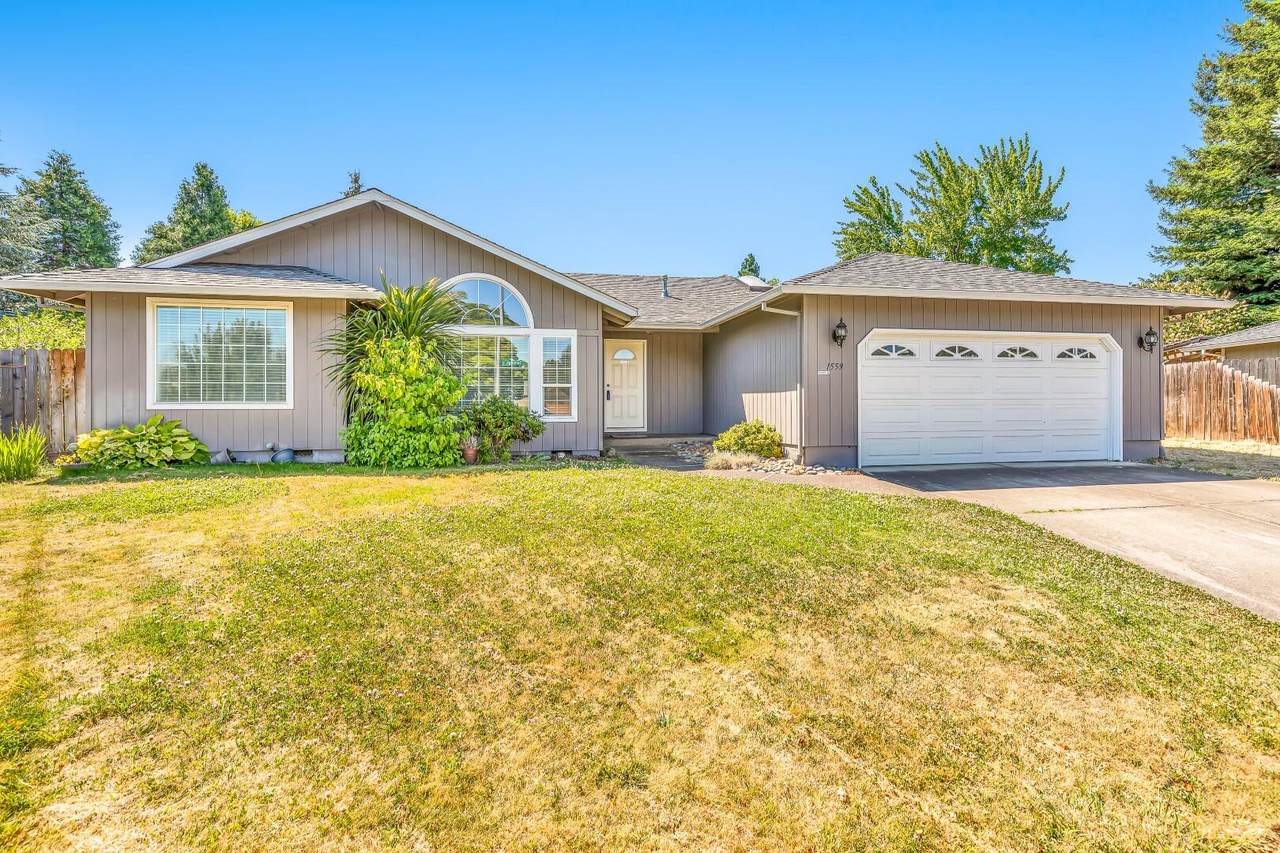 1559 Saratoga Drive - Photo 1