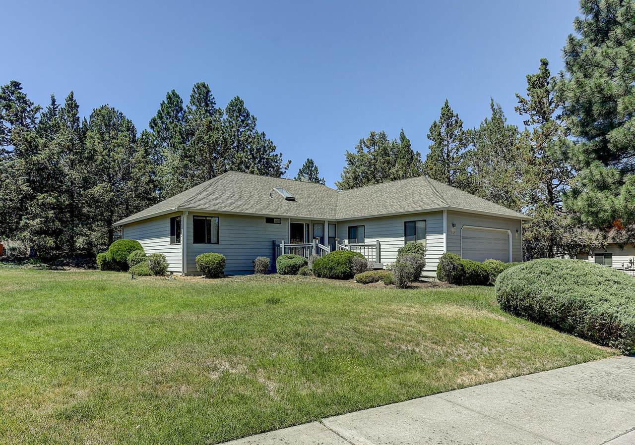 965 Francis Court - Photo 1