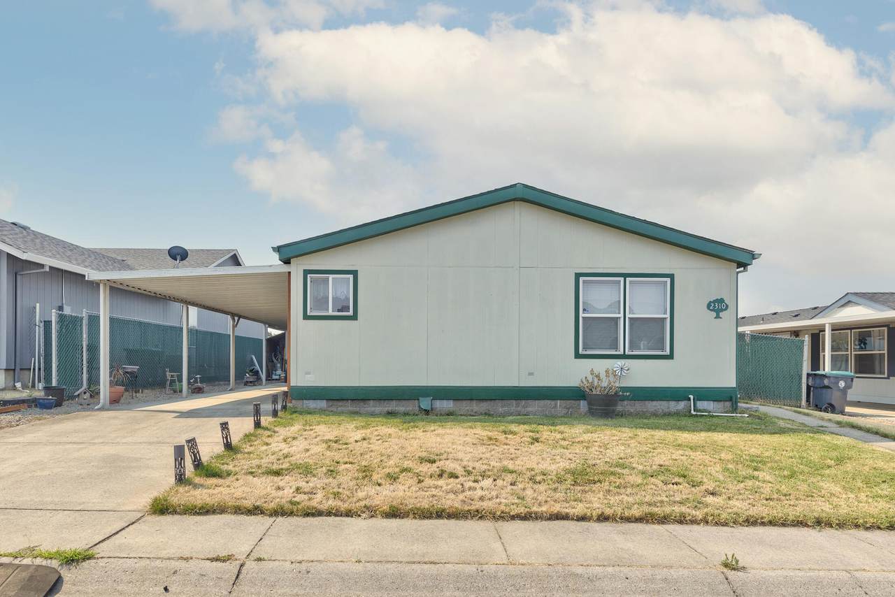 2310 Lara Lane - Photo 1