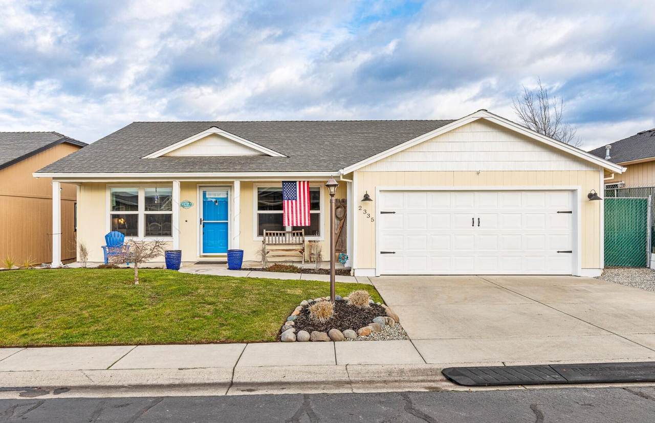 2335 New Haven Drive - Photo 1