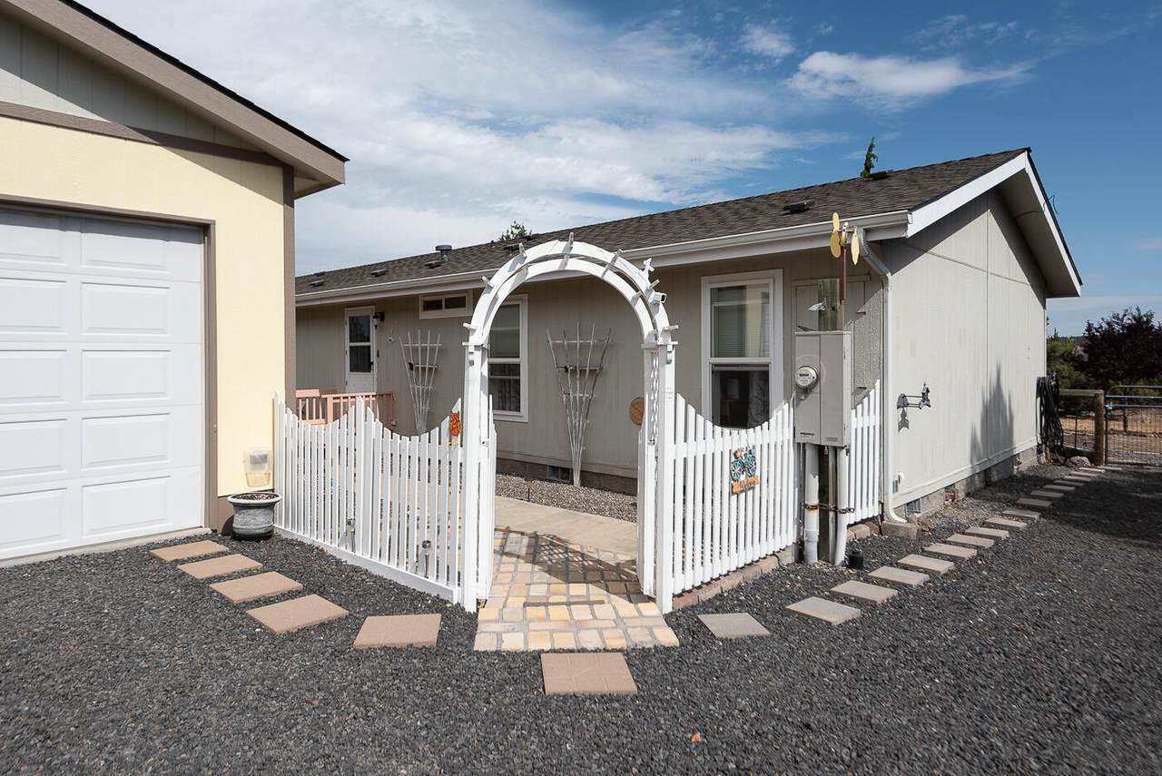 4897 David Way - Photo 1