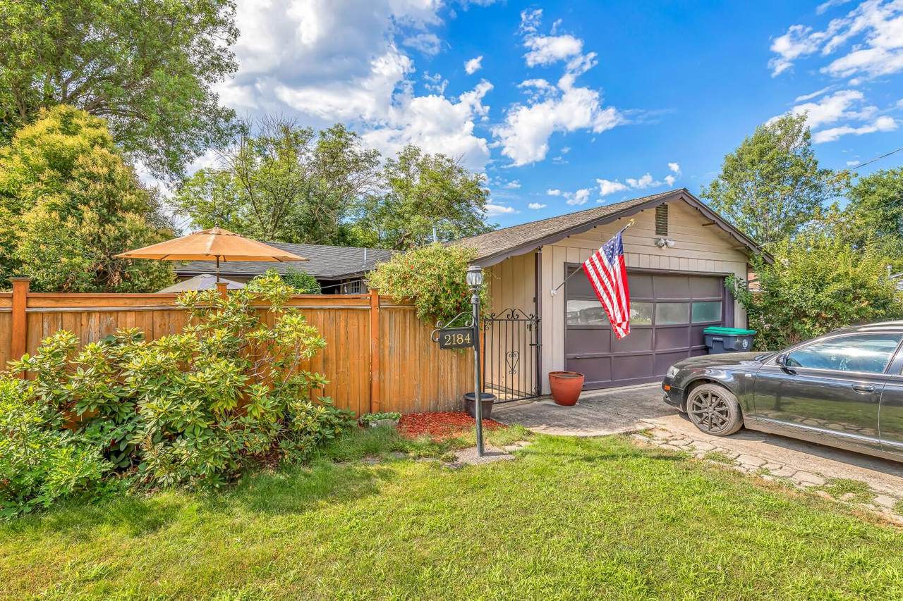 2184 Crestbrook Road - Photo 1
