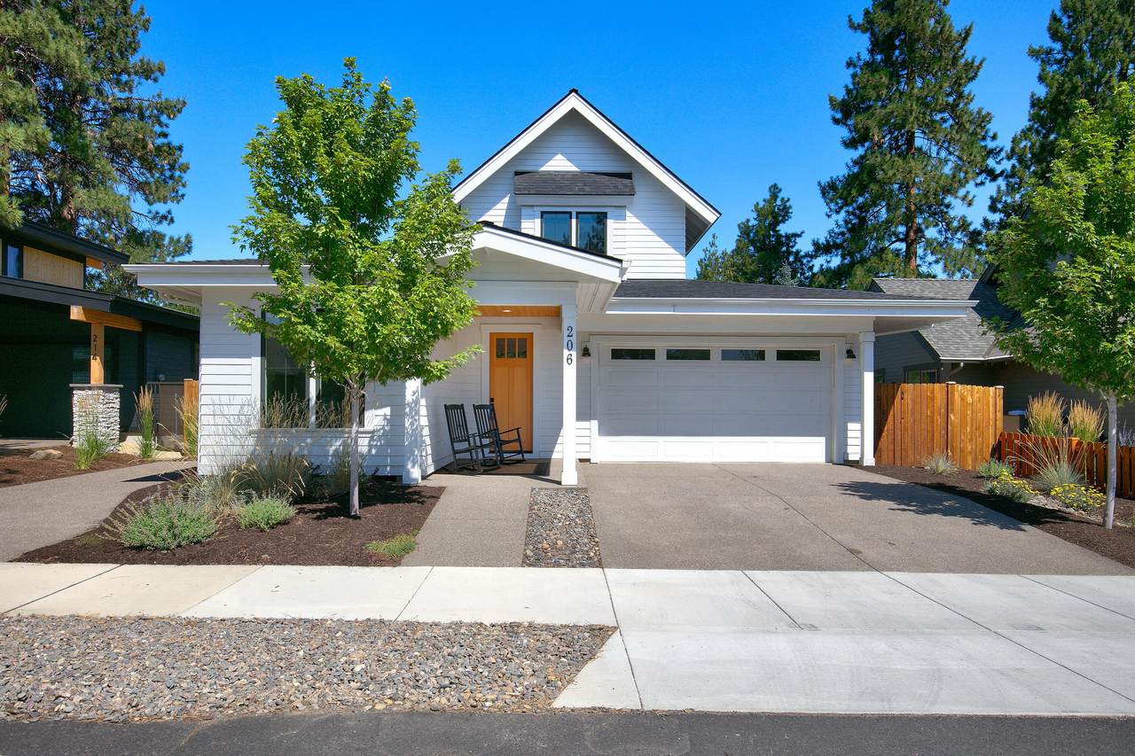 206 Heising Drive - Photo 1