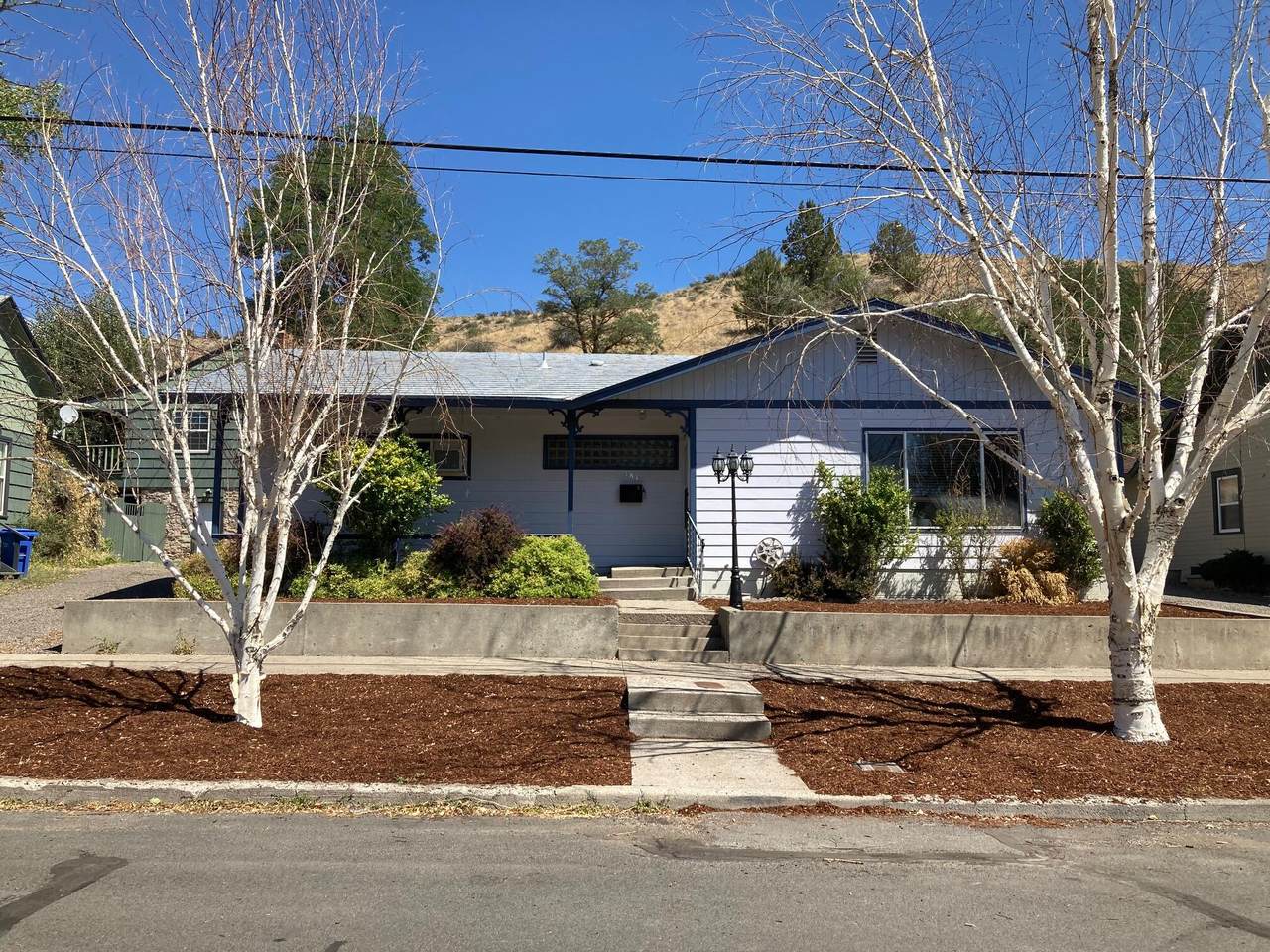 181 E Street - Photo 1